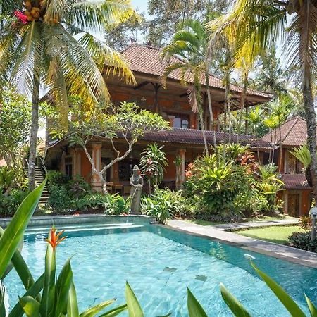 White House Hotel Ubud Eksteriør billede