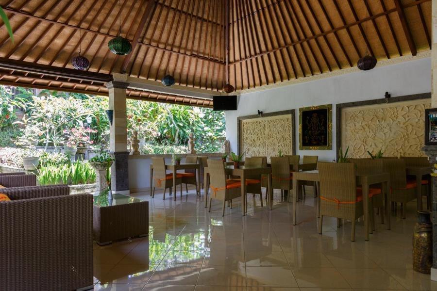 White House Hotel Ubud Eksteriør billede